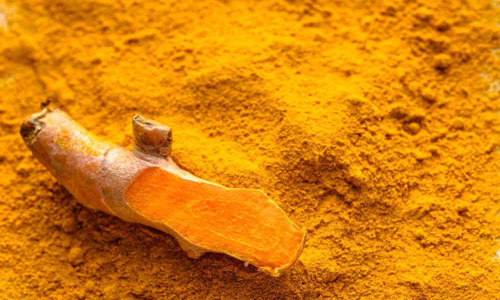 Turmeric benefits for skin in winter 