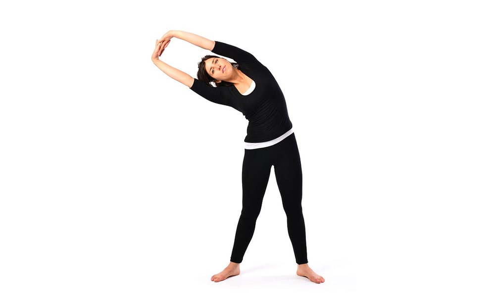 triyanka tadasana benefits for stomach broblems